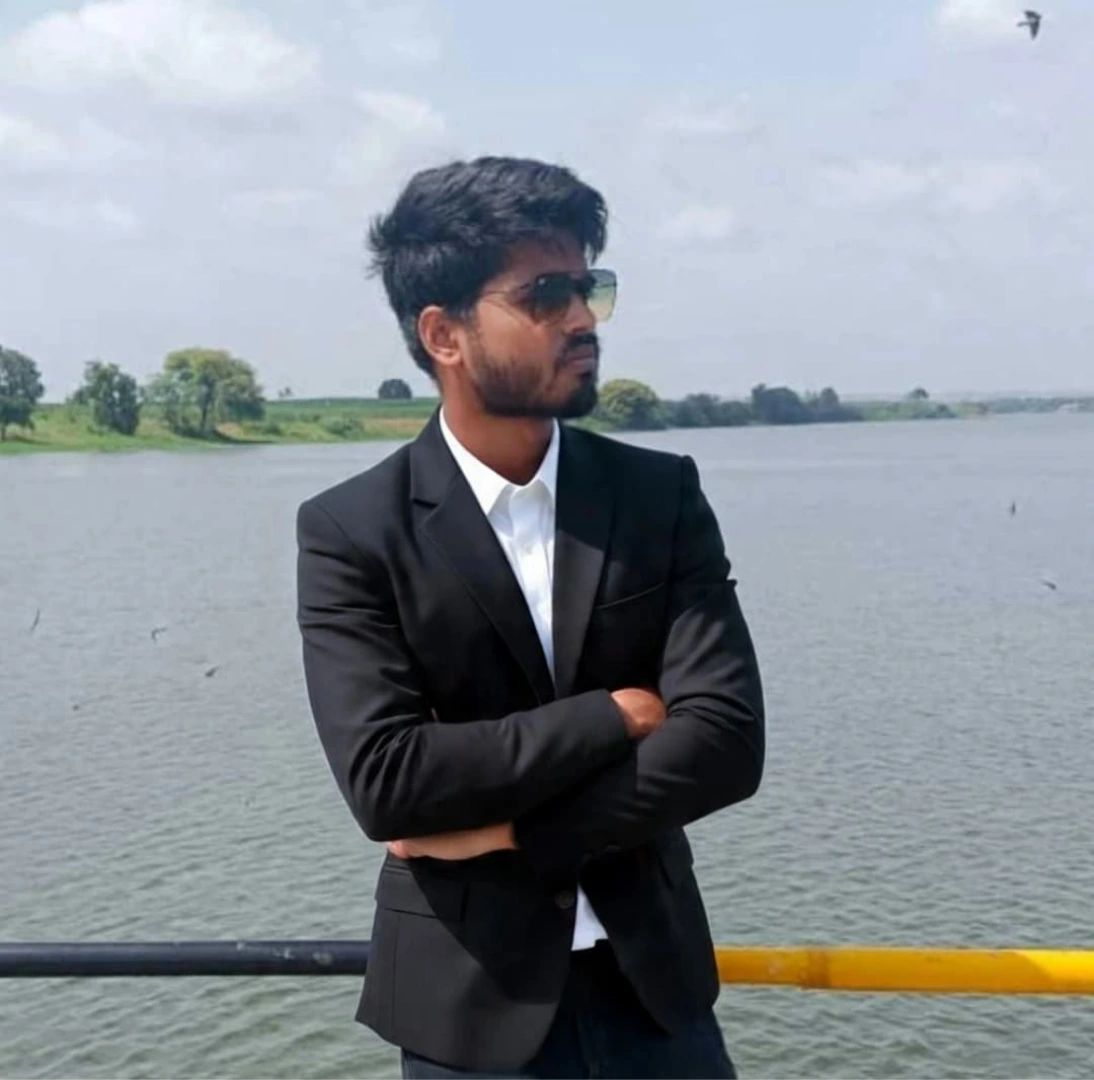 Akshay Gurav - Professional Photo